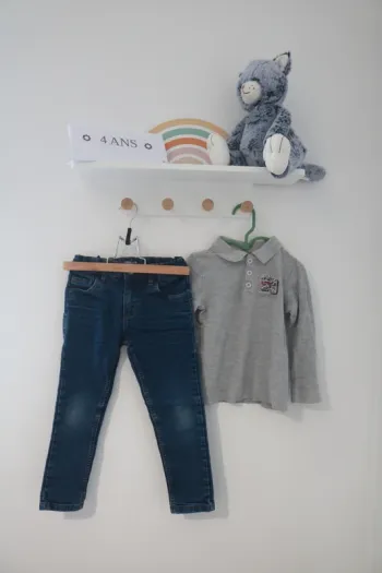 Ensemble automne polo Vertbaudet et pantalon DPAM 4 ans