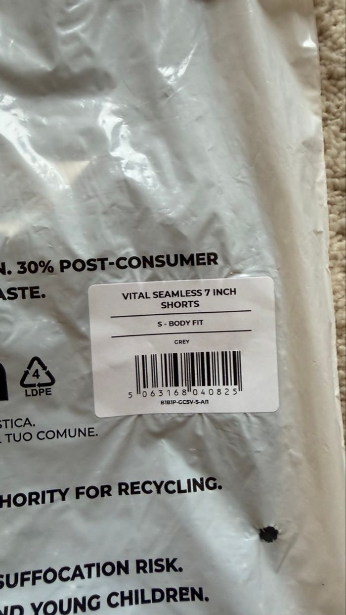 Gymshark Vital Seamless 7 Inch Shorts Gris Femme – Taille S Body Fit – Short Sport Fitness Musculation - photo numéro 8