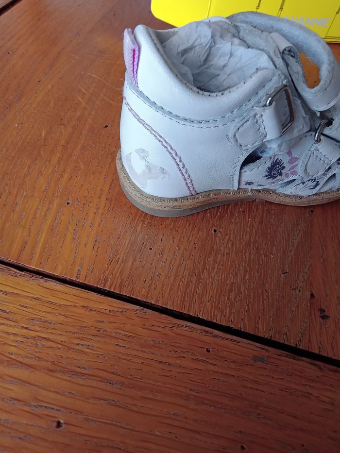 Sandales cuir blanche - photo numéro 3