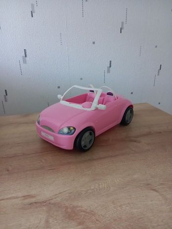 Voiture Barbie " Mattel " 33,5 cm.