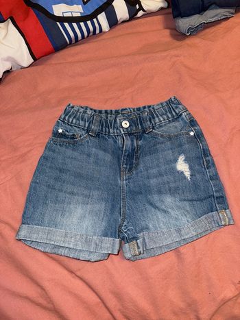 Short jeans