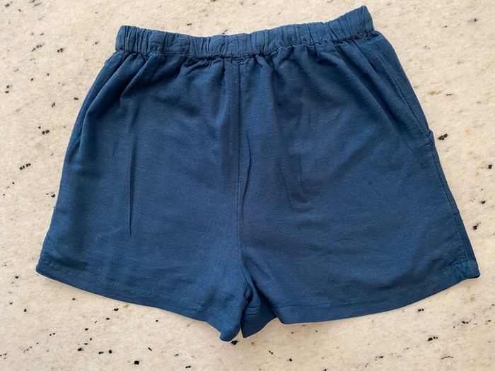 Short bleu marine Kiabi 36 - photo numéro 3