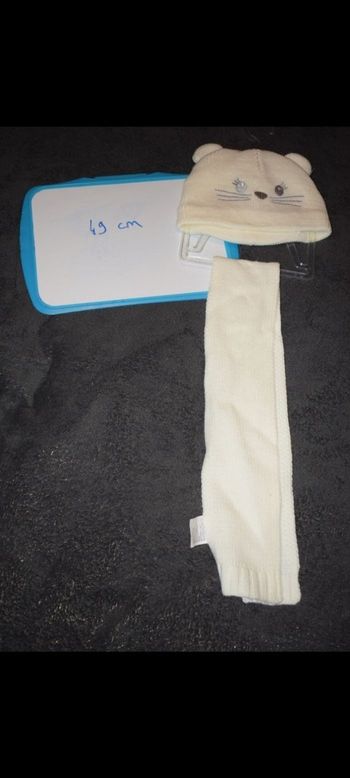 Ensemble bonet écharpe taille 49cm