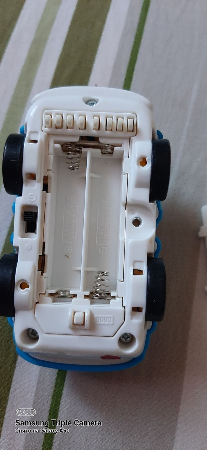 La voiture chante et parle - photo numéro 7