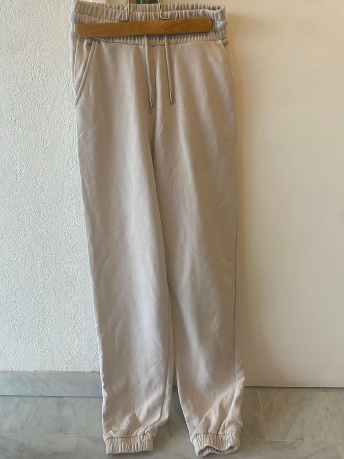 Jogging stradivarius taille 34/36 - photo numéro 2