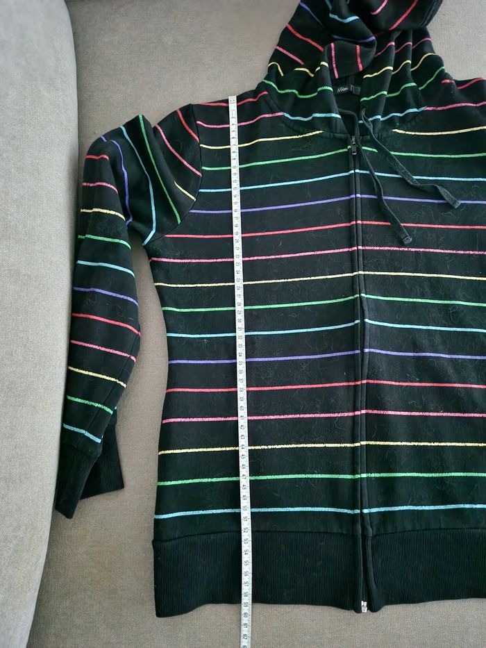 Sweat noir à capuche et rayures colorées Mim - photo numéro 9