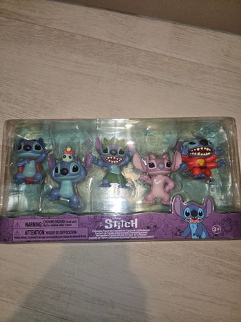 5 figurines stitch et angel neuves