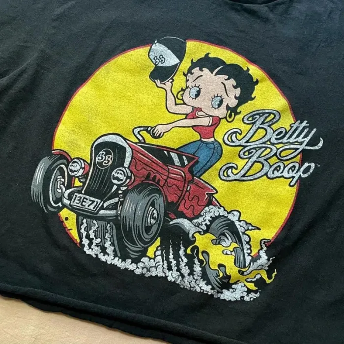 Betty Boop Black Cropped Biker Tee - photo numéro 3