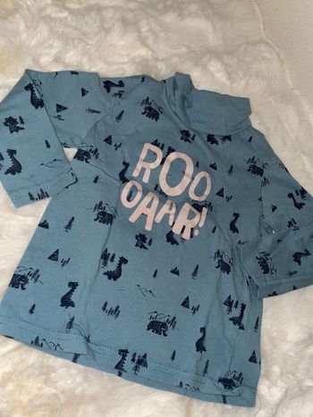 TEE shirt
