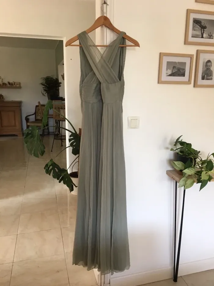 Robe de cérémonie ou de cocktail - photo numéro 2