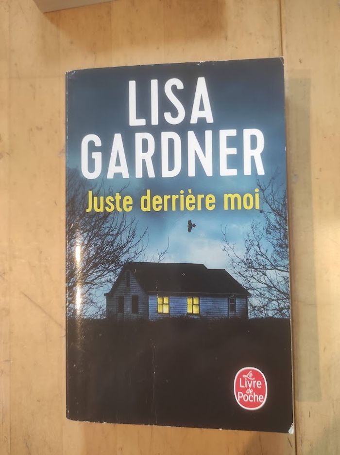 Juste derrière moi Lisa Gardner Livre de Poche Policier & Thriller 2021