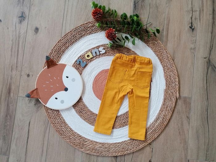 Pantalon jaune moutarde - photo numéro 2