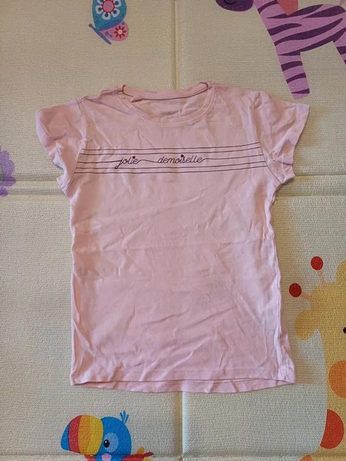 Lot t-shirts 5 ans - photo numéro 2