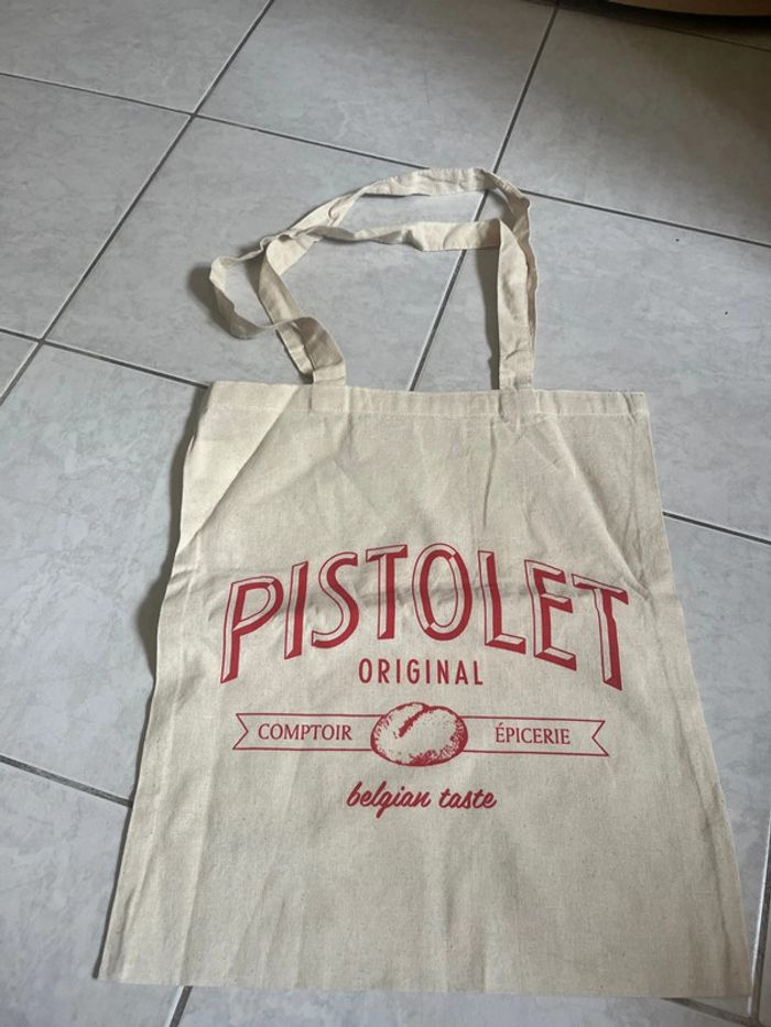 Tote bag