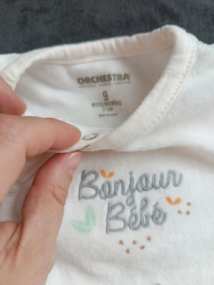 Ensemble pyjama et bodie et bavoir - photo numéro 8