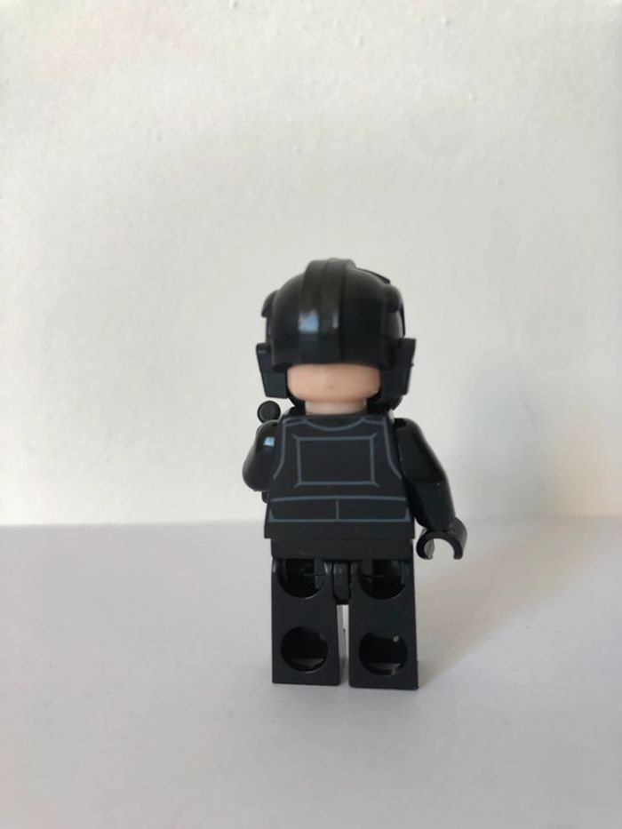 Figurine type lego Stormtrooper pilote Tie Fighter. Star Wars - photo numéro 3