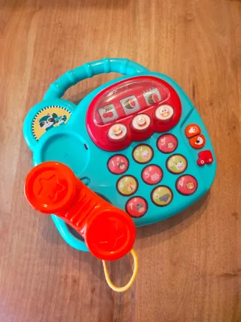 🎶 Jouet musical téléphone