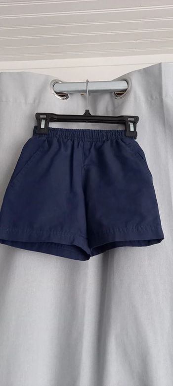 Short bleu marine go sport 3-4 ans
