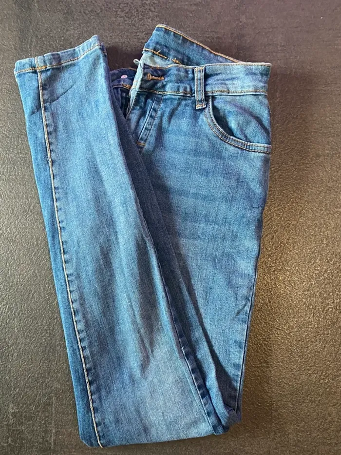 Jean taille 36 - photo numéro 2