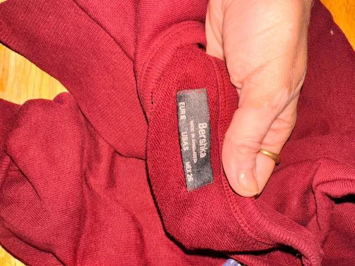 Sweat court bershka Taille S - photo numéro 4