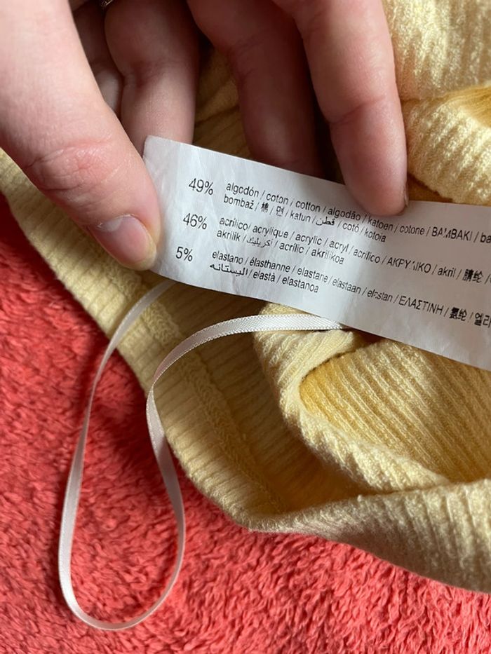 Brassière jaune en coton Pull & Bear taille M très bon état - photo numéro 4