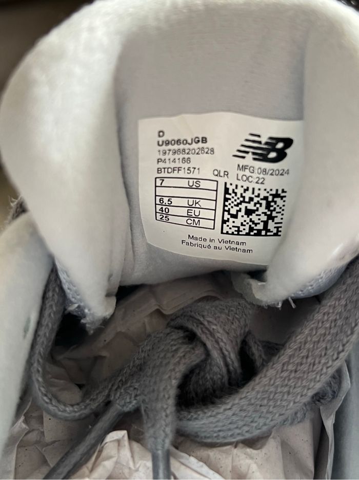 New Balance 9060 Grey - photo numéro 6