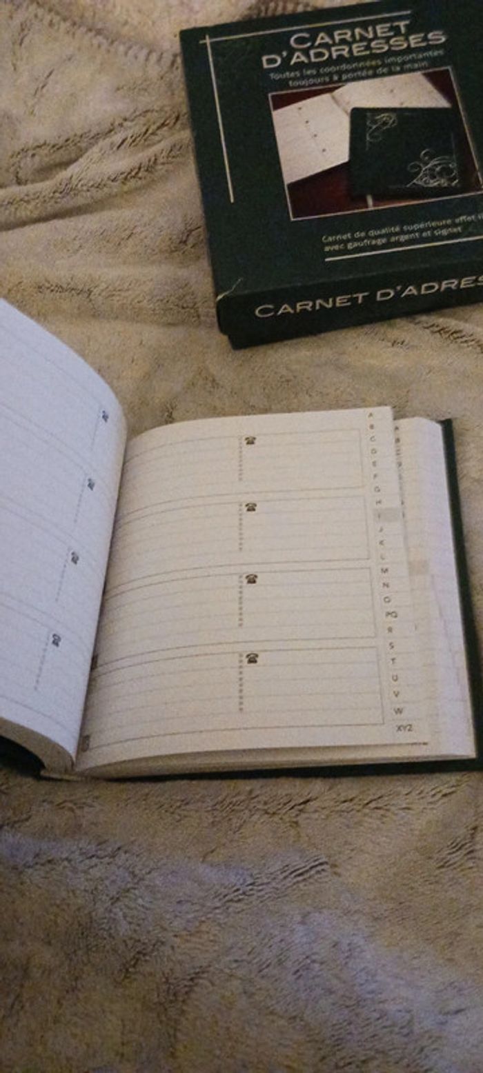 Carnet d'adresses - photo numéro 3