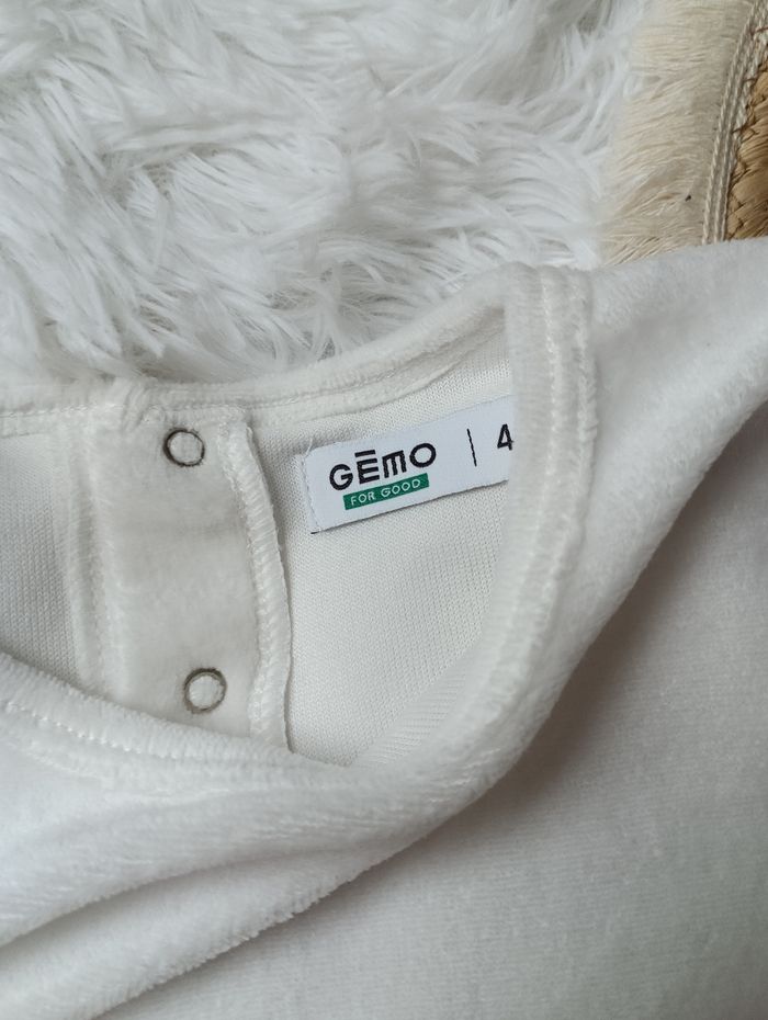 Pyjama neuf fille 4 ans velours - photo numéro 2