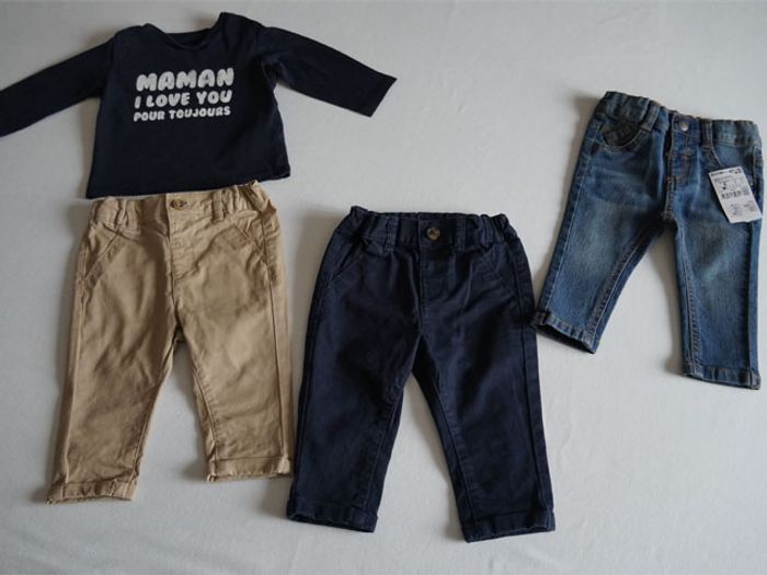 Lot de Vêtements pour garçon en 6 mois (10 pantalons + 8 hauts) - photo numéro 2