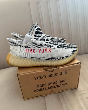Basket Adidas Yeezy Boost 350 V2 zebra 41 1/3