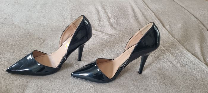 Talons noir brillants 38 - photo numéro 2