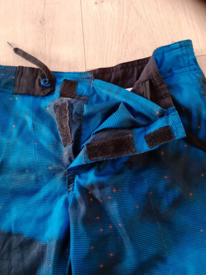 Bermuda 10 ans bleu et noir tribord c26 - photo numéro 3