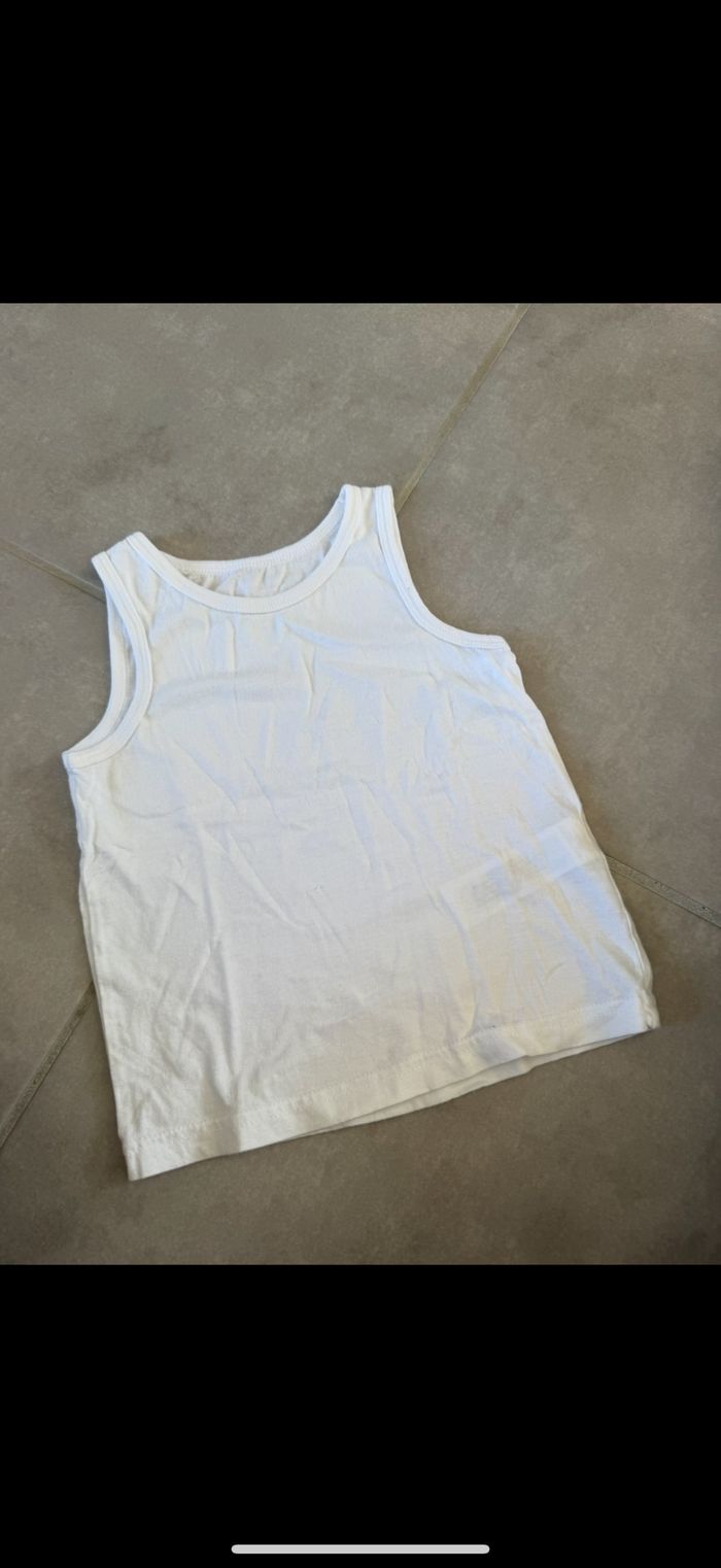 Maillot de corps Débardeur tee shirt 24 mois