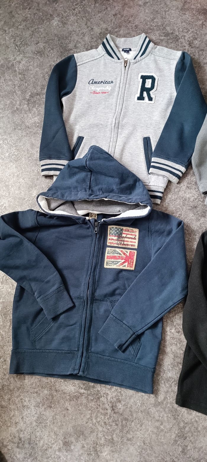 Lot vêtements garçon 8 ans - photo numéro 5