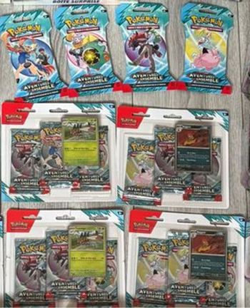 Tripack ev9 aventure ensemble et 4 booster aventure ensemble