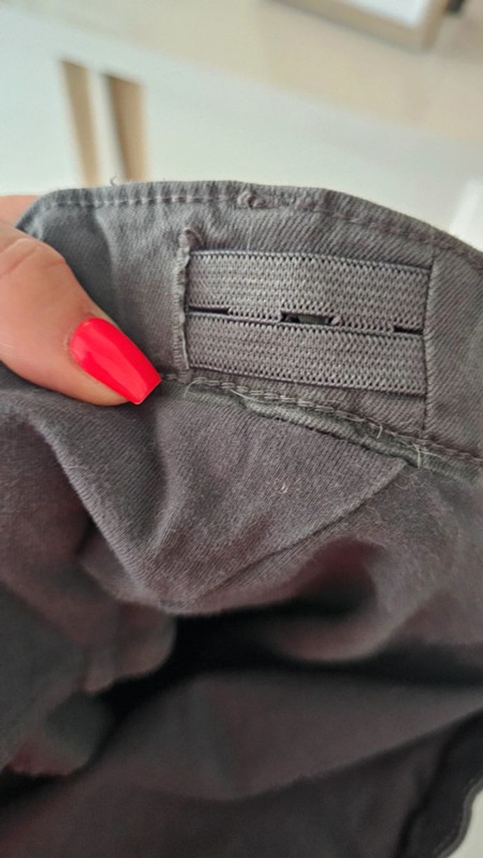 Pantalon de grossesse gris. - photo numéro 2