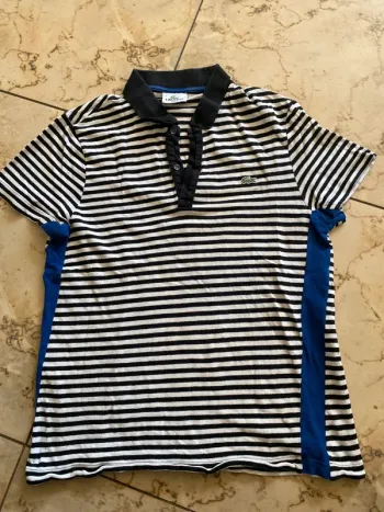 Polo Lacoste taille 4