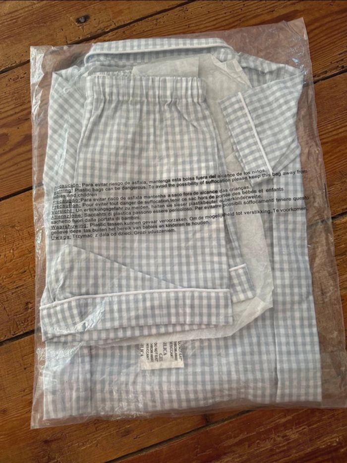 NEUF Gocco pyjama été léger 2 pièces carreaux Vichy 1 an 12-18 mois short chemise - photo numéro 4