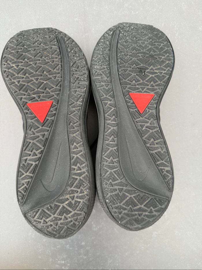 Paire de Nike Air winflo shield - photo numéro 4