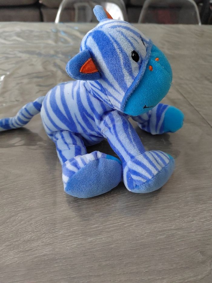 Peluche grelot zèbre bleu - photo numéro 4