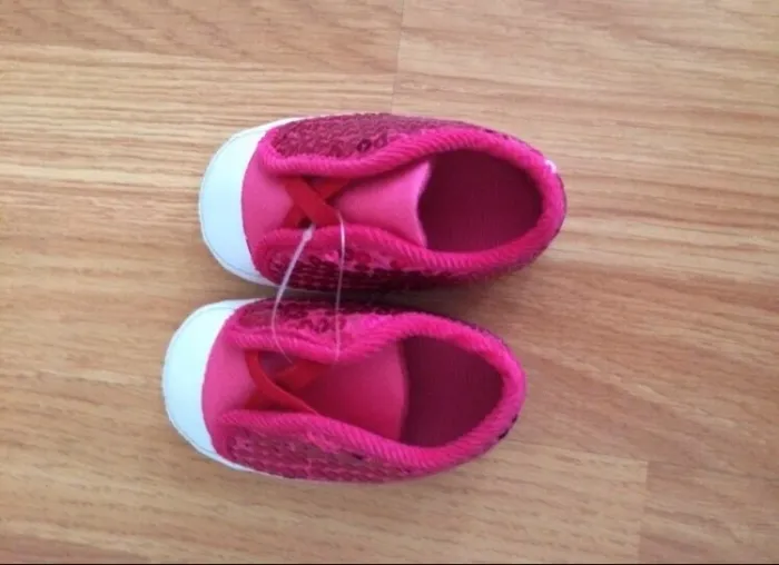 Basket bébé pointure 20 rose à paillettes