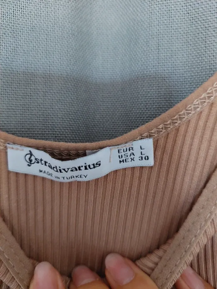 Débardeur côtelé beige/camel Stradivarius – Taille L – Très bon état - photo numéro 2