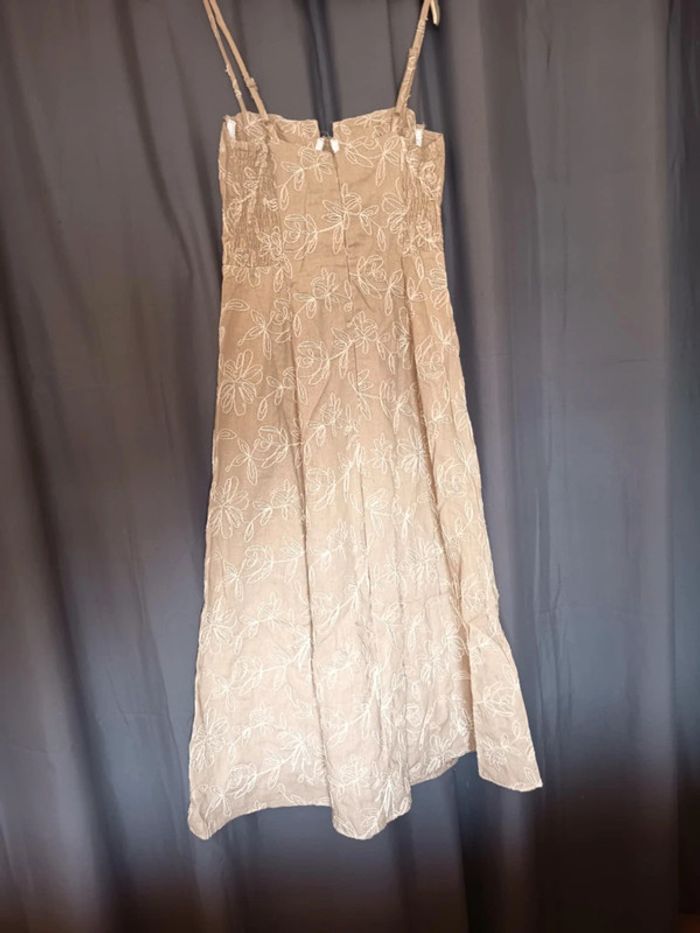 Robe longue dessus cheville. Marque HH - photo numéro 3