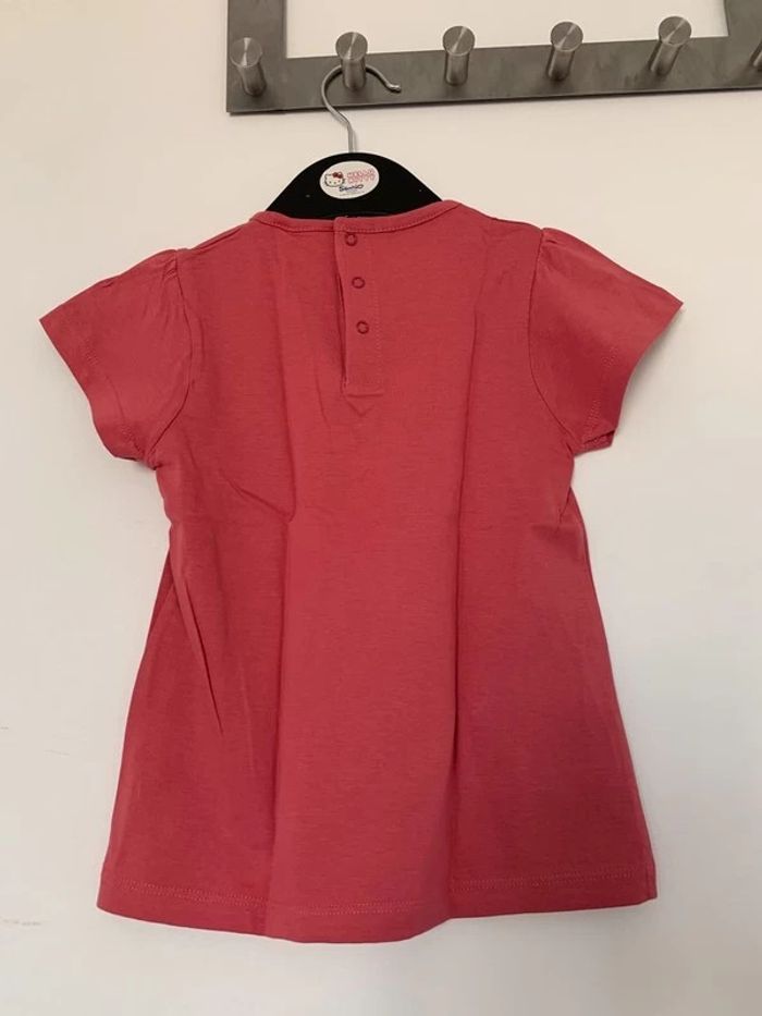 T-shirt rose neuf 4 ans - photo numéro 2