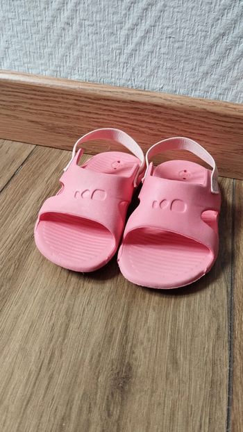 Sandales de natation