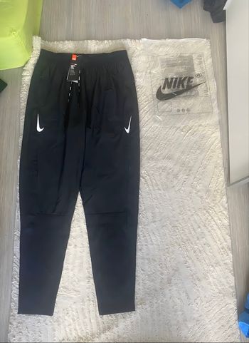 Nike Aeroswift 
