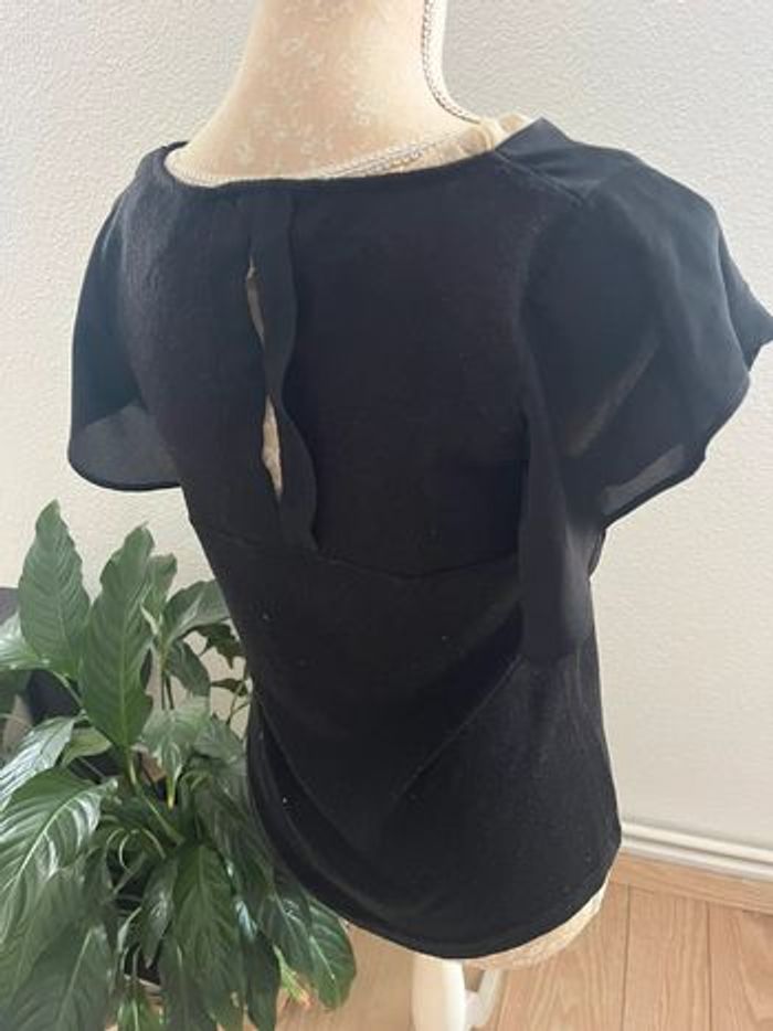Haut 👚 - photo numéro 3