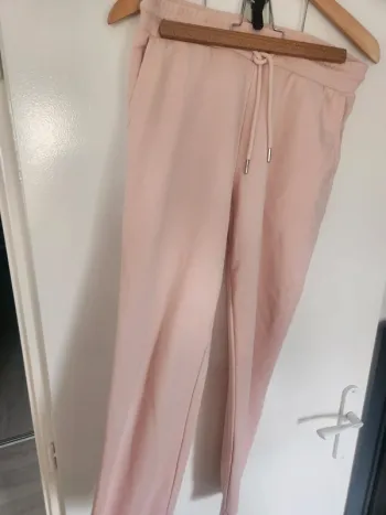 Jogging rose saumonée taille s c&a