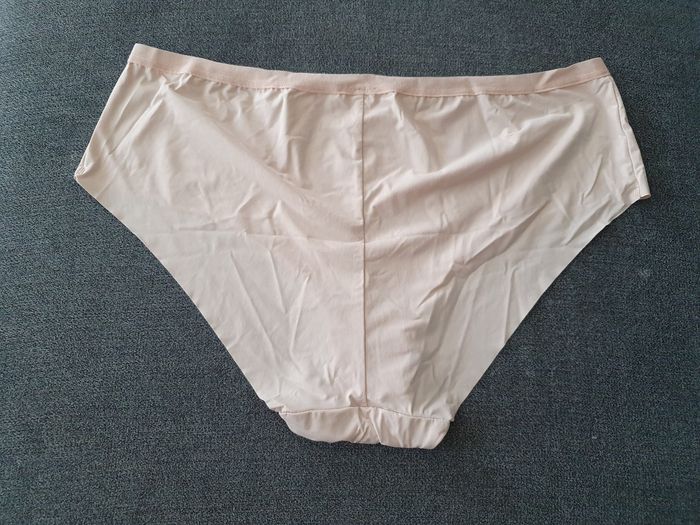 Culotte invisible T.46 - photo numéro 2