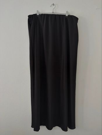 Jupe satin noir élastique 